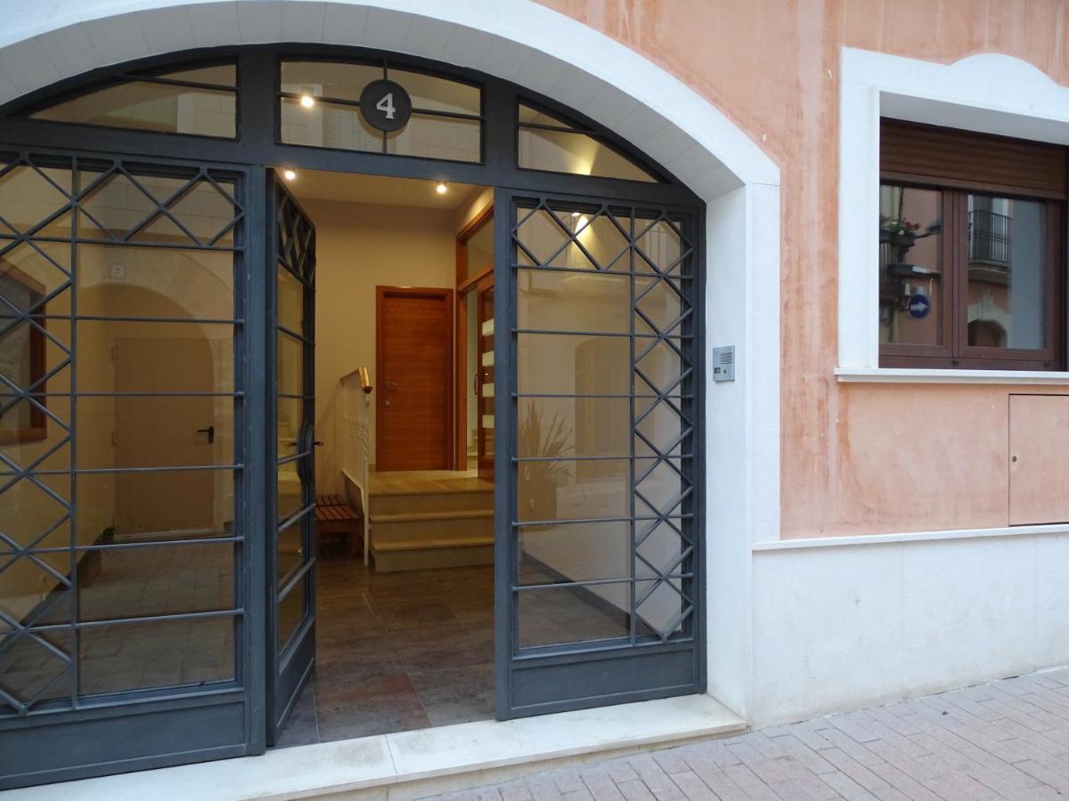 Ca la Victòria Vinyols i Els Arcs Exterior foto